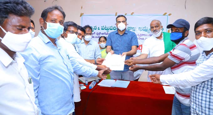 Every grain of paddy will be procured from farmers: Khammam Collector