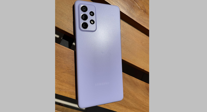 Samsung Galaxy A72 a fresh breeze in mid-range premium segment