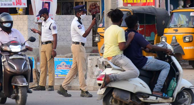 Hyderabad: Traffic cops asked to take precautions against heat