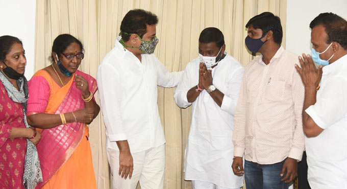 Hyderabad: TRS not to contest in Lingojiguda by-poll