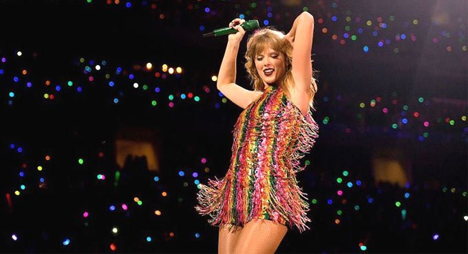 Taylor Swift announces ‘Fearless’ bonus tracks with anagrams