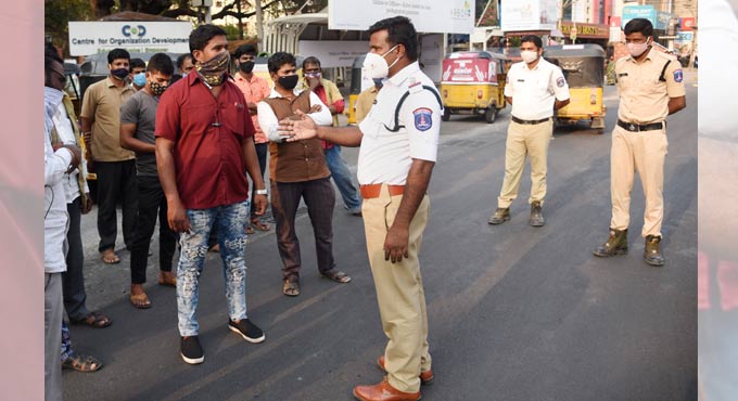 Telangana: Crackdown on face mask violators, motorists top the list