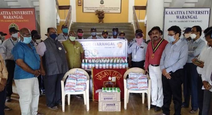 Warangal Vasavi Club donates masks, sanitisers to KU security staff
