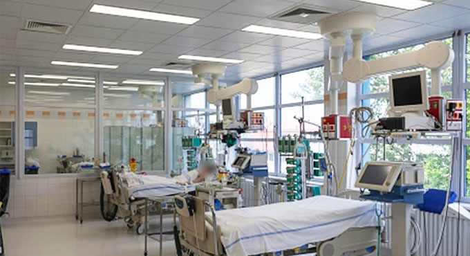 Covid: Inserting breathing tubes early may cut ICU stay