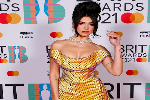 Dua Lipa refutes anti-Semitic allegations