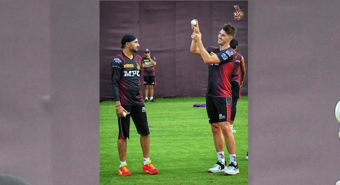 IPL 2021: Struggling KKR face star-studded RCB