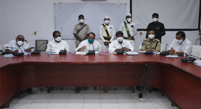 Indrakaran Reddy tells officials to ensure Remdesivir is sold at MRP