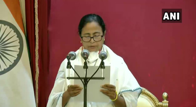 Mamata Banerjee sworn-in as Bengal CM for 3rd time, takes oath in Bengali