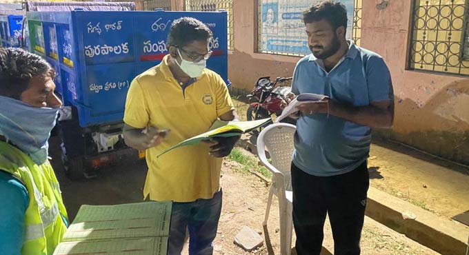 Nalgonda: Sanitation staff abstaining from work warned of action