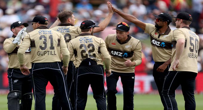 New Zealand players to fly to England from Maldives