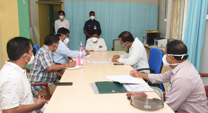 Oxygen plant in Suryapet soon: Jagadish Reddy