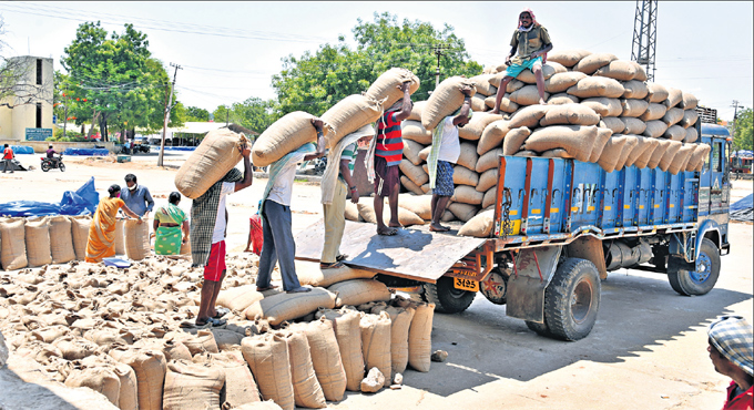 Paddy purchase picking up pace in Telangana