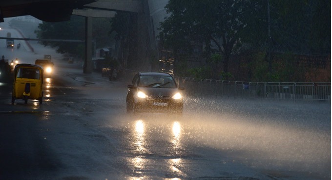 Showers bring down temperatures in Hyderabad-Telangana Today