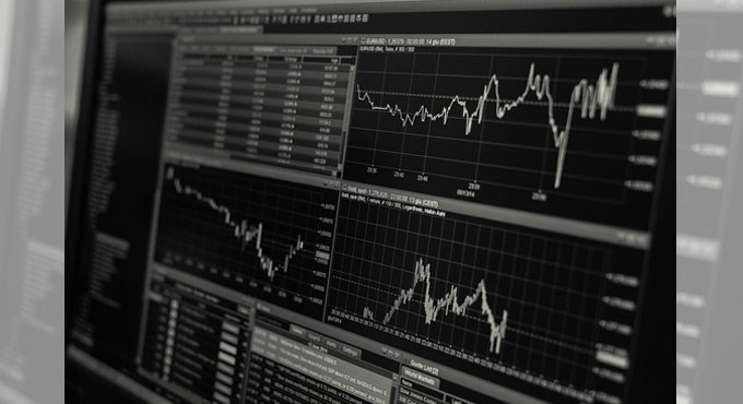 Global stock markets sink as inflation worries mount