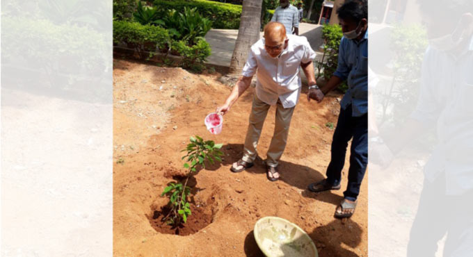 Superstar Krishna participates in Green India Challenge on his birthday