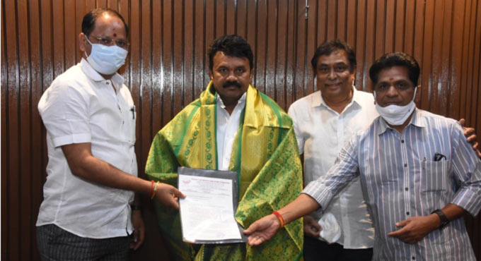 Minister Talasani Srinivas Yadav assures help to Telugu film industry