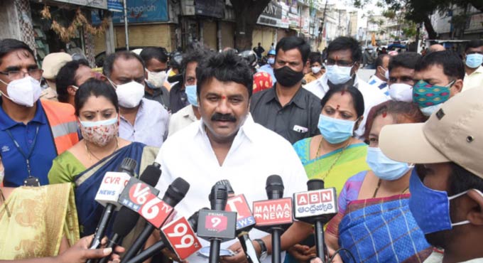 Central government looking down on Telangana, says Talasani