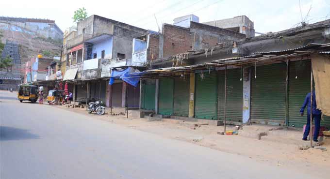 Nalgonda villages clamp mini-lockdown