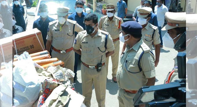 Huge quantity of explosive material seized, five held in Khammam
