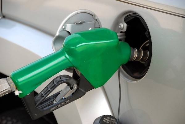 Lockdown relaxation for fuel stations in Telangana