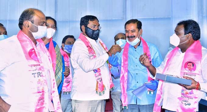 Telangana: TRS retains GWMC with a good majority