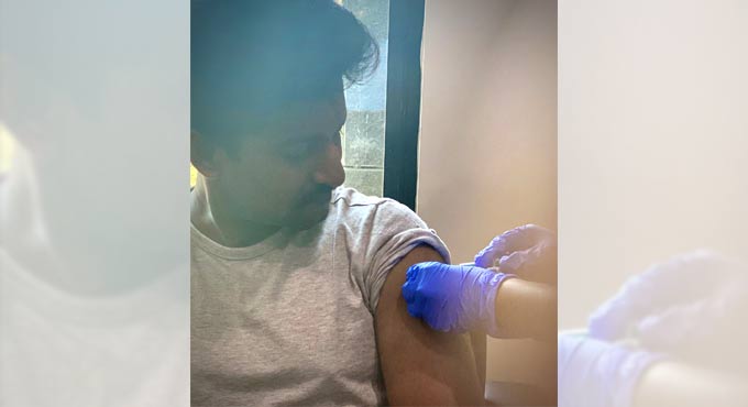 Actor Nani gets vaccinated, asks fans to make a choice