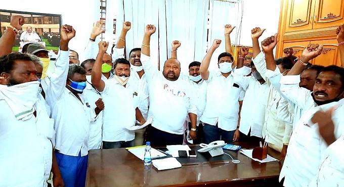 TRS garners support in Huzurabad constituency