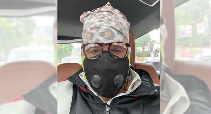 Big B back to work, for first day shoot after lockdown 2.0