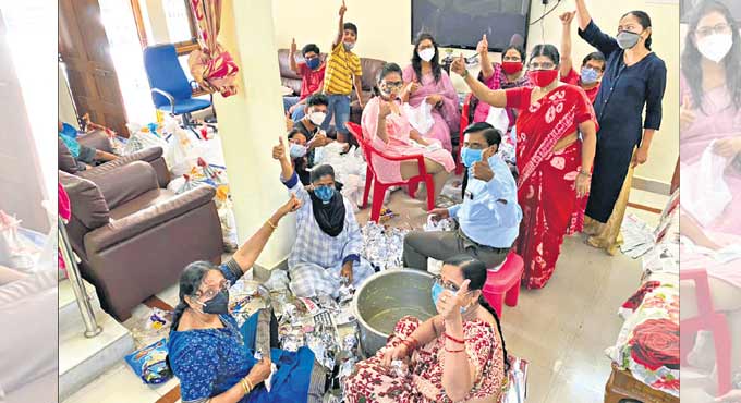 Commoners step into help the needy during Covid lockdown