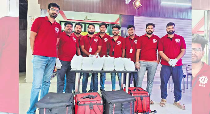 Covid volunteers