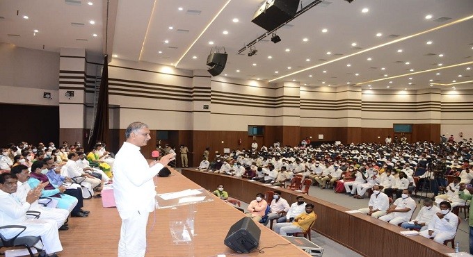 Build huge parks in all mandals in 10 days: Harish urges officials