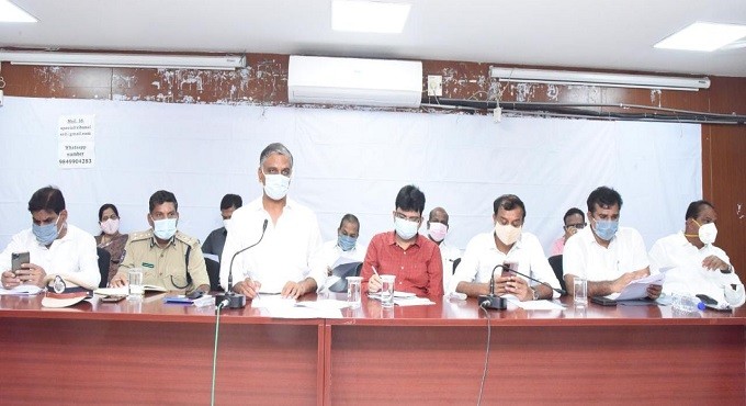 Enforce lockdown for additional hours in places where positivity rate is high: Harish