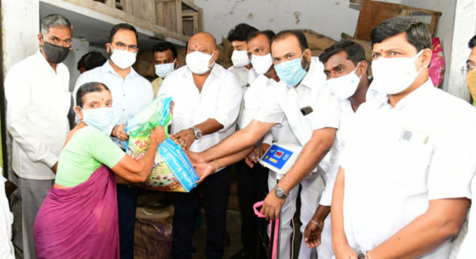 Gangula thanks CM KCR for supplying free rice to ration card holders
