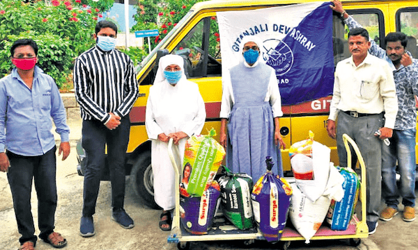 Gitanjali Devashray: Reaching out to needy