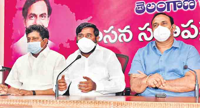 Eatala criticising TRS only for political mileage: Jagadish Reddy