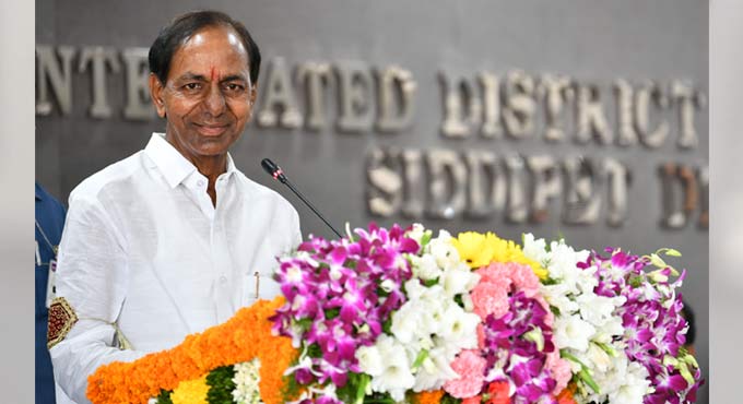Will soldier on for Bangaru Telangana: KCR