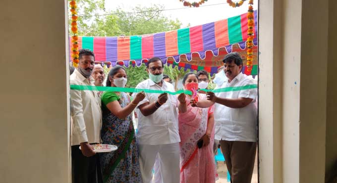 Karimnagar Dairy opens retail fertilizer shop in Anthakkapet