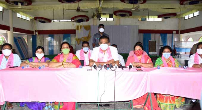 BJP a safe zone for tainted politicians: Karimnagar Mayor