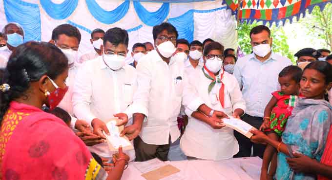 Rs 35 lakh compensation handed over to Mariamma’s family