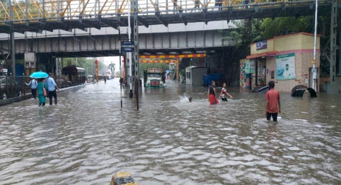 Monsoon arrives in Mumbai; local train services hit after heavy rains