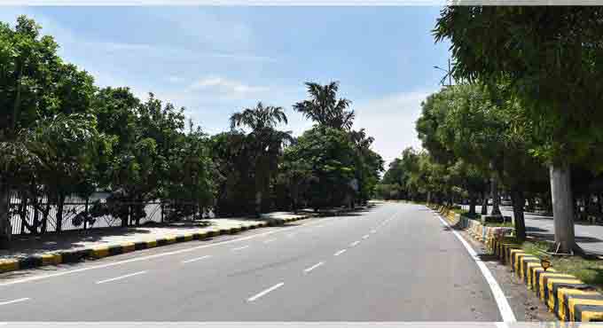 Traffic diversions at Necklace Road on Monday