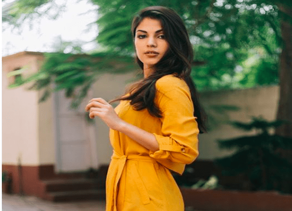 Rhea Chakraborty in new post: ‘Rise and shine’