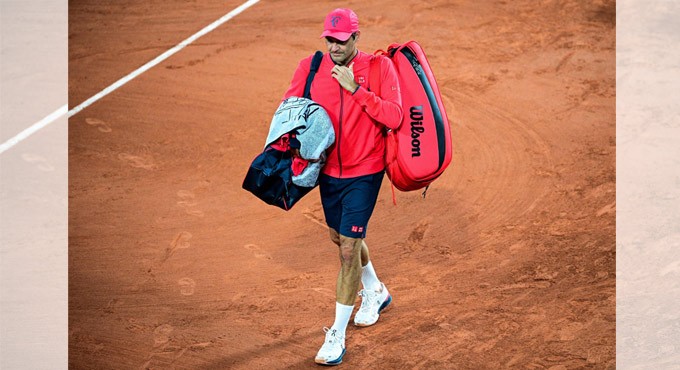 Roger Federer withdraws from French Open