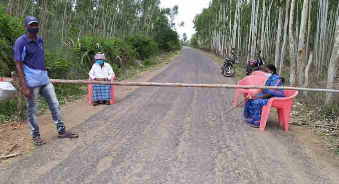 Kothagudem: Sarpanch turns chowkidar to stop spread of Covid