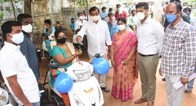 23 differently-abled persons get scooters in Siddipet