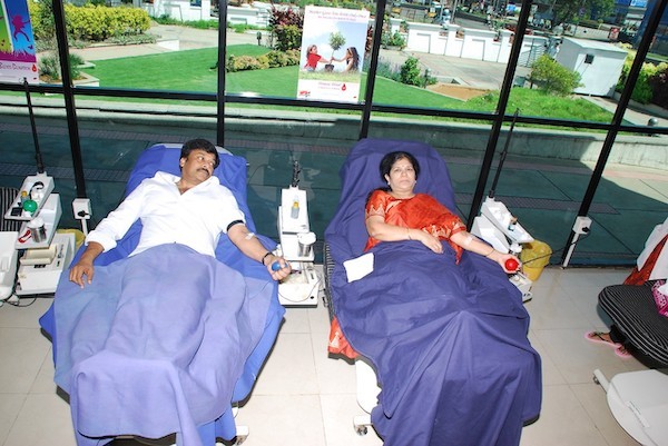 Megastar donates blood along with wife Surekha on World Blood Donor Day