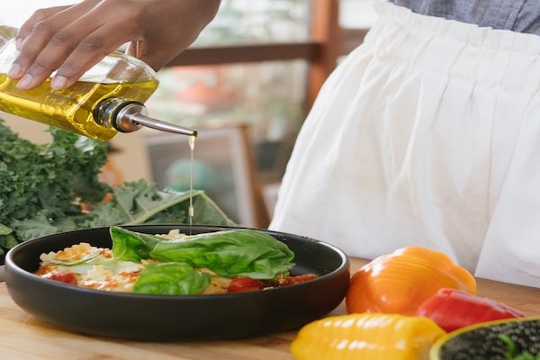 Choose the right cooking oil to stay healthy