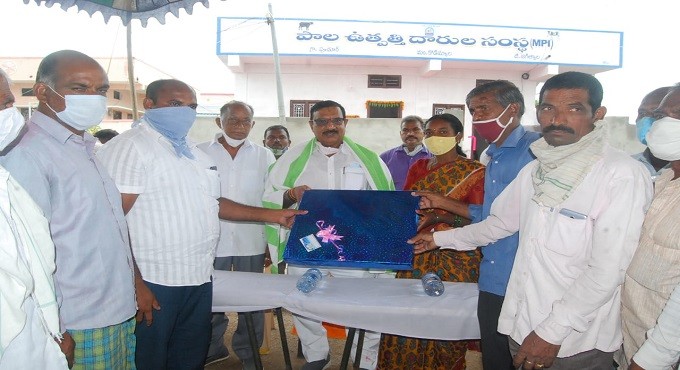 Karimnagar Dairy’s mega project to come up soon at Thimmapur: Chairman