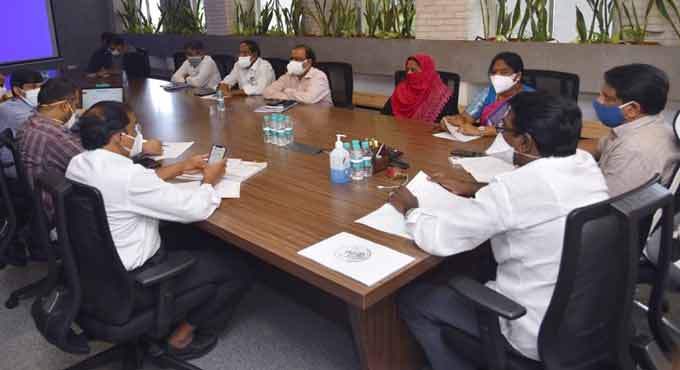 Khammam: Puvvada warns of action over delay in development works