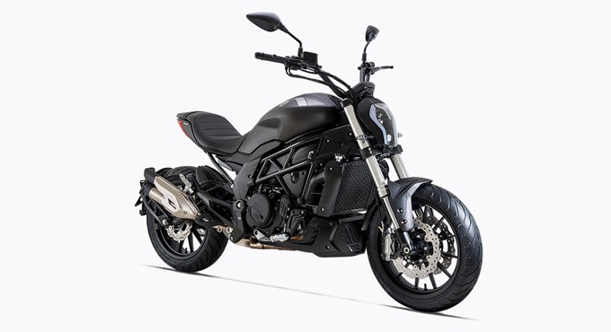 Benelli 502c now available at Rs 4.98 lakh